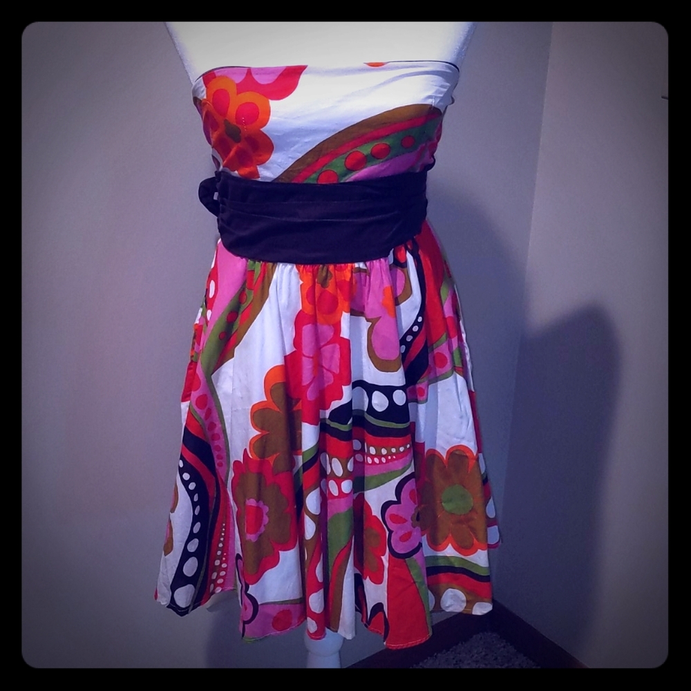 Strapless dress